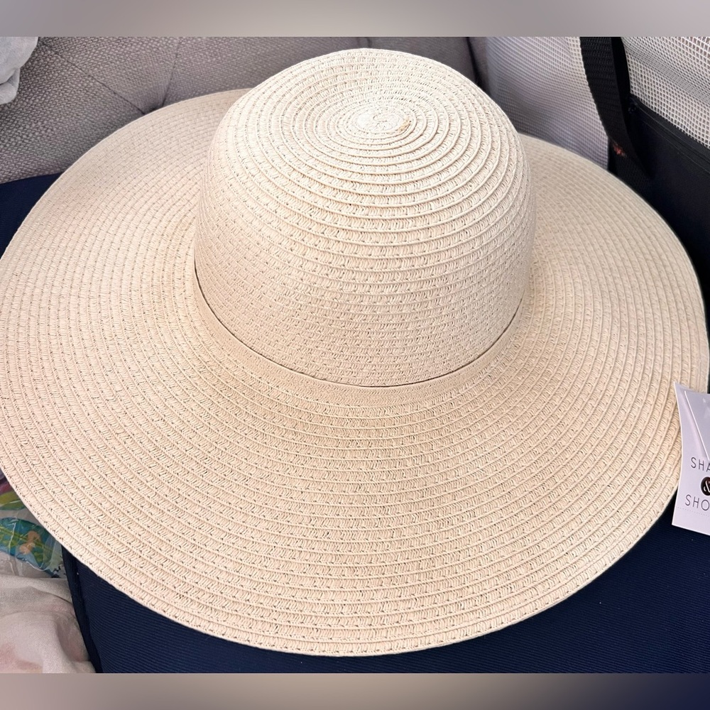Women Elegant Cream Sun Hat